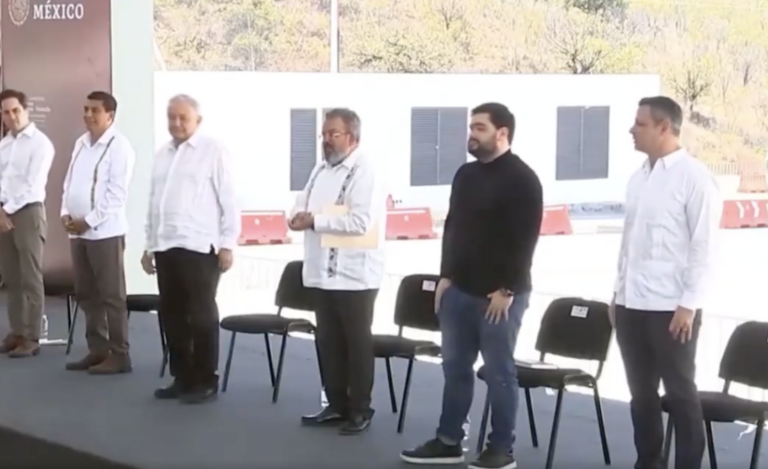 AL MARGEN || AMLO y Alejandro Murat: el pacto a cambio de la humillación
